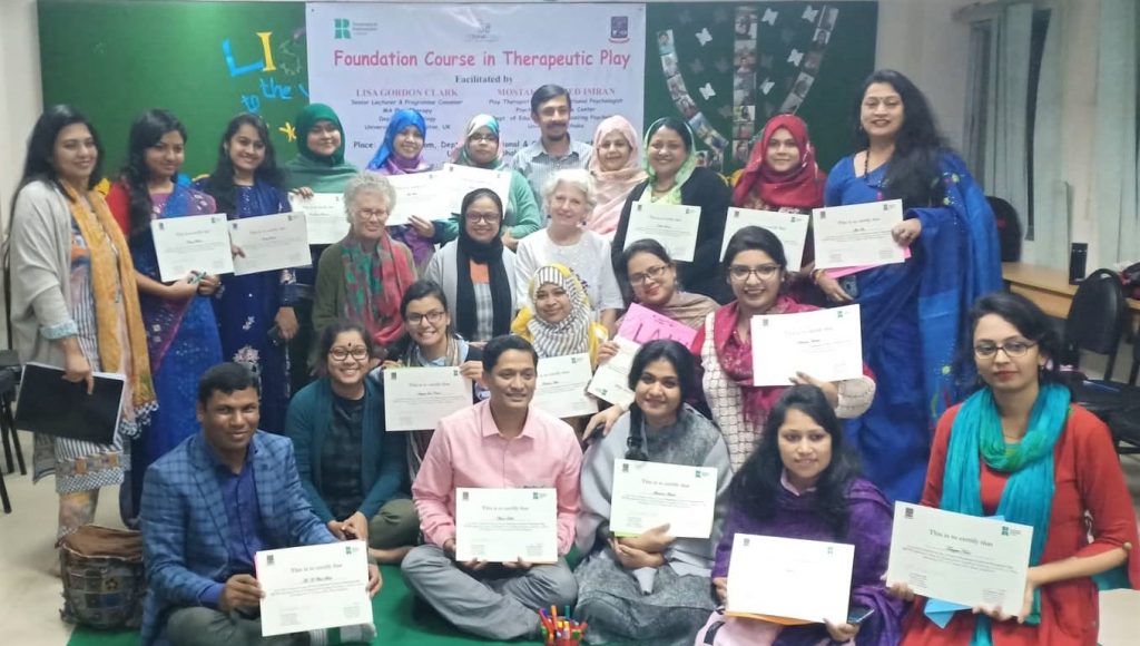 ঢাবিতে মানসিক স্বাস্থ্য কর্মীদের থেরাপিউটক প্লে প্রশিক্ষণ কর্মশালা অনুষ্ঠিত