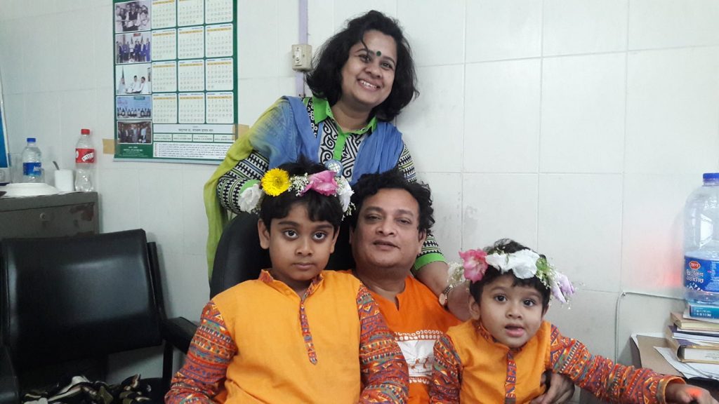 মনের খবর সম্পাদক অধ্যাপক ডা. বিপ্লব ও তার স্ত্রী করোনায় আক্রান্ত
