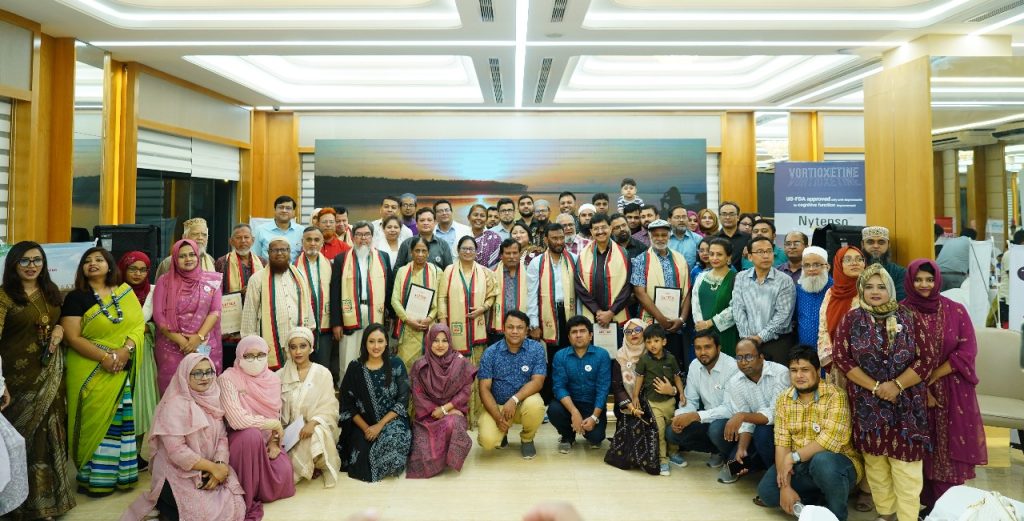বিএসএমএমইউর মনোরোগবিদ্যা বিভাগের অ্যালামনাইর চতুর্থ পুনর্মিলনী অনুষ্ঠিত