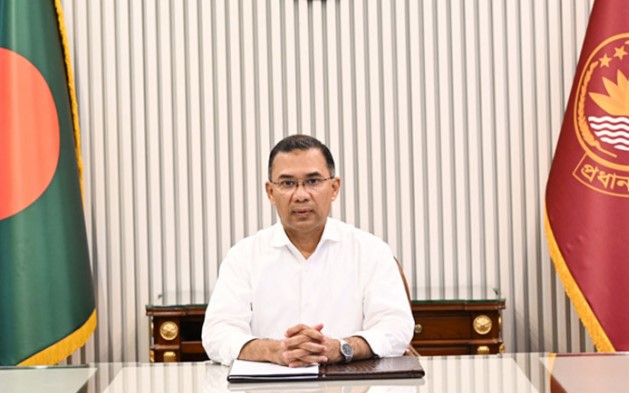 মানসিক স্বাস্থ্যসেবার সম্প্রসারণে গুরুত্ব দিচ্ছে সরকার: প্রধানমন্ত্রী বিশ্ব মানসিক স্বাস্থ্য দিবস-২০২৬ উপলক্ষে প্রধানমন্ত্রী তারেক রহমান মানসিক স্বাস্থ্যসেবার সম্প্রসারণ, জনসচেতনতা বৃদ্ধি, টেলি-কাউন্সেলিং ও বৈষম্য দূরীকরণের ওপর গুরুত্ব দিয়েছেন।